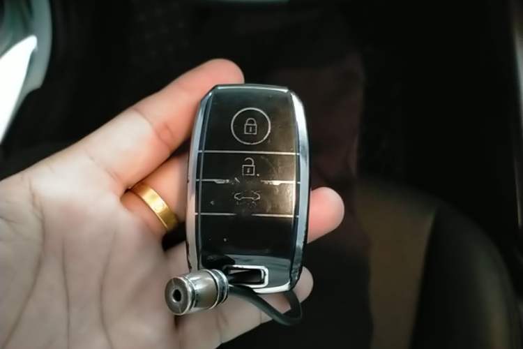 Used Kia KX3 2017 1.6L Automatic Aoya Version Vehicle Key