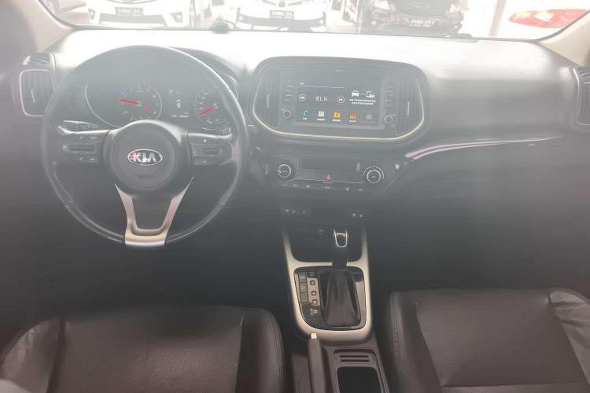 Used Kia KX3 2019 1.6L Automatic Fashion Sunroof Edition Center Console
