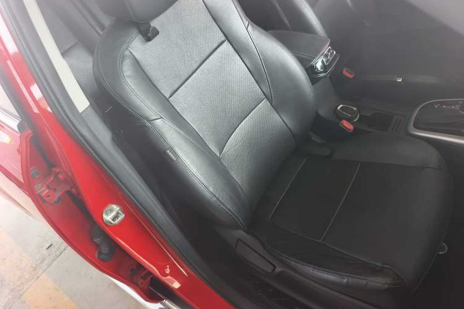 Used Kia KX3 2019 1.6L Automatic Fashion Sunroof Edition Right Front Seat
