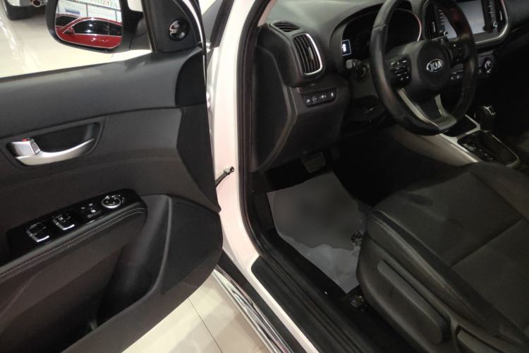 Used Kia KX3 2019 1.6L Automatic Fashion Sunroof Edition Driver Seat