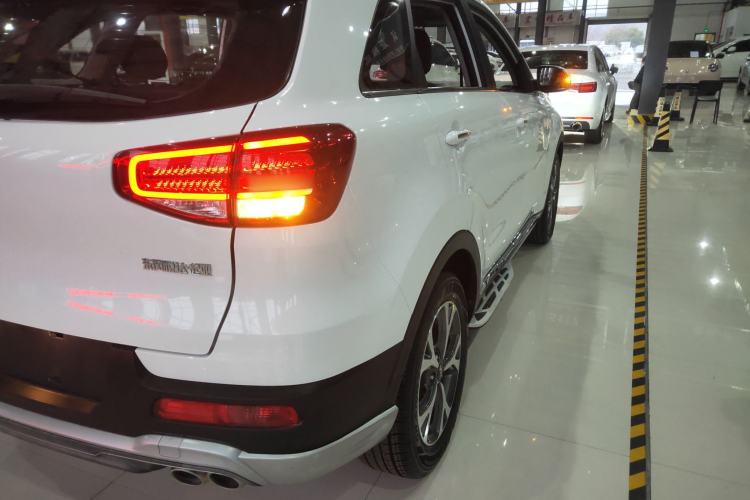 Used Kia KX3 2019 1.6L Automatic Fashion Sunroof Edition Exterior 3