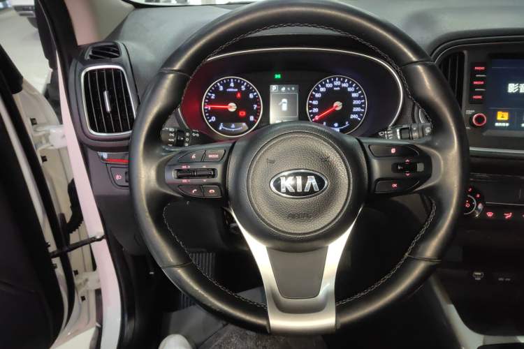 Used Kia KX3 2019 1.6L Automatic Fashion Sunroof Edition Steering Wheel