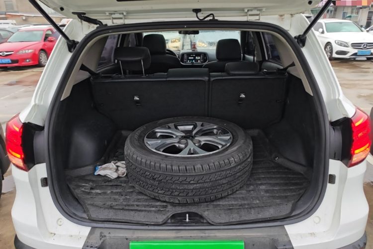 Used Kia KX3 2019 1.6L Automatic Fashion Sunroof Edition Trunk