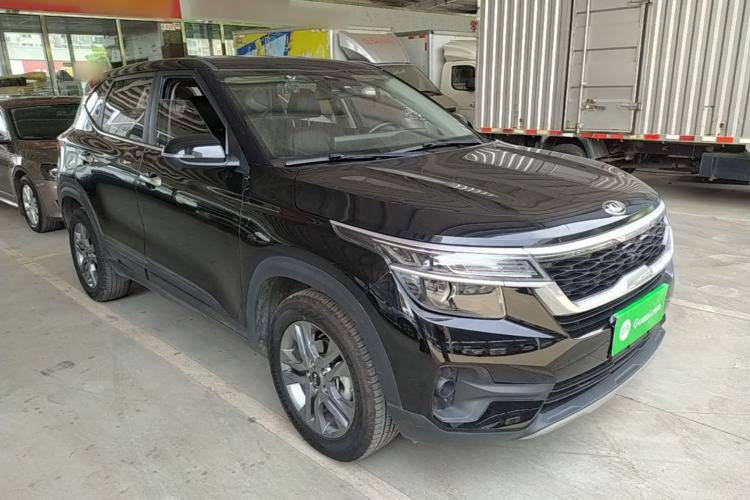 Used Kia KX3 2020 1.5L CVT Smart Edition Front Right 45 Deg