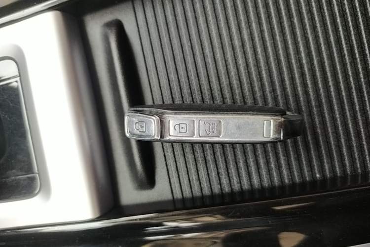 Used Kia KX3 2020 1.5L CVT Smart Edition Vehicle Key