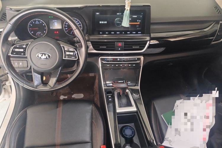 Used Kia KX3 2020 1.5L CVT Trend Edition Center Console