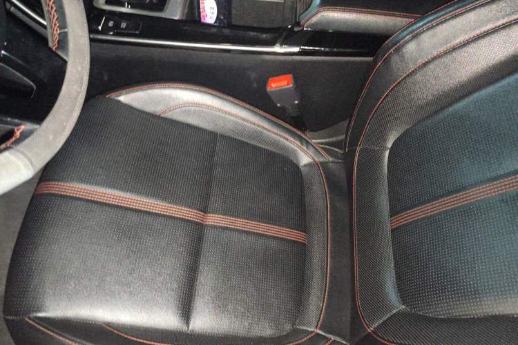 Used Kia KX3 2020 1.5L CVT Trend Edition Driver Seat
