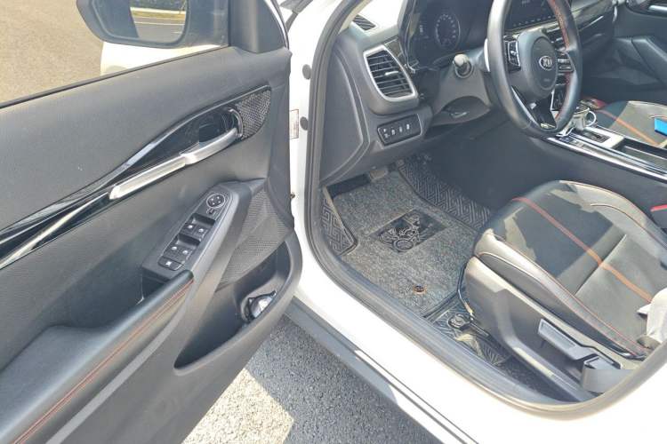 Used Kia KX3 2020 1.5L CVT Trend Edition Driver Seat