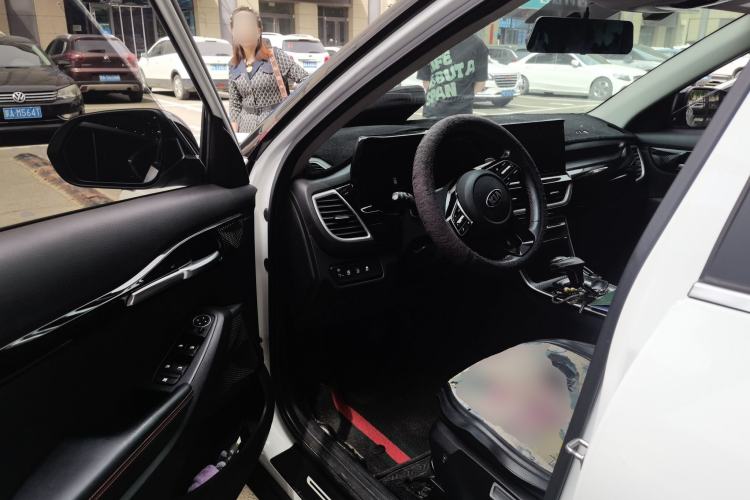 Used Kia KX3 2020 1.5L CVT Trend Edition Driver Seat
