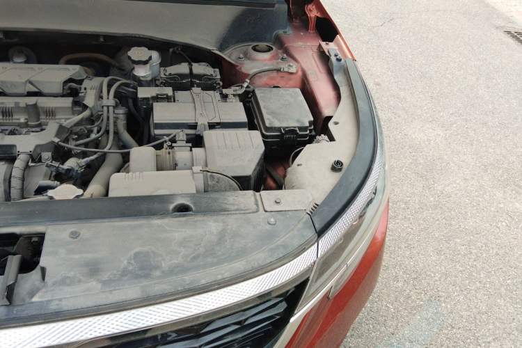 Used Kia KX3 2020 1.5L CVT Trend Edition Engine Bay Left
