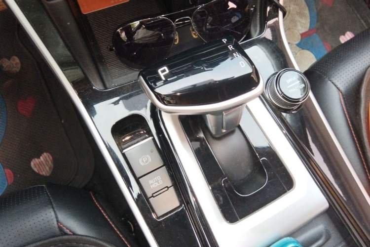 Used Kia KX3 2020 1.5L CVT Trend Edition Gear Lever