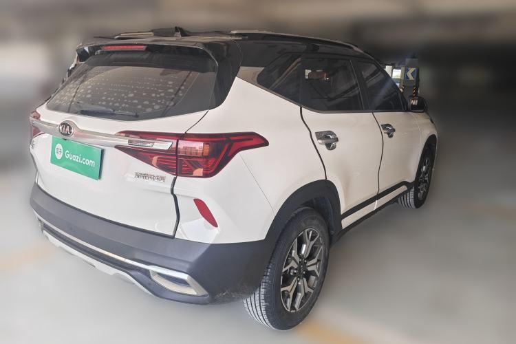 Used Kia KX3 2020 1.5L CVT Trend Edition Rear Right 45 Deg