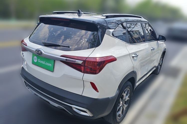 Used Kia KX3 2020 1.5L CVT Trend Edition Rear Right 45 Deg