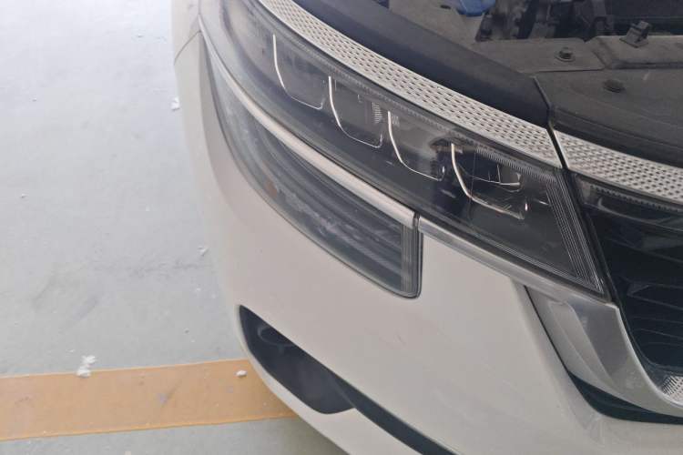 Used Kia KX3 2020 1.5L CVT Trend Edition Right Front Headlight