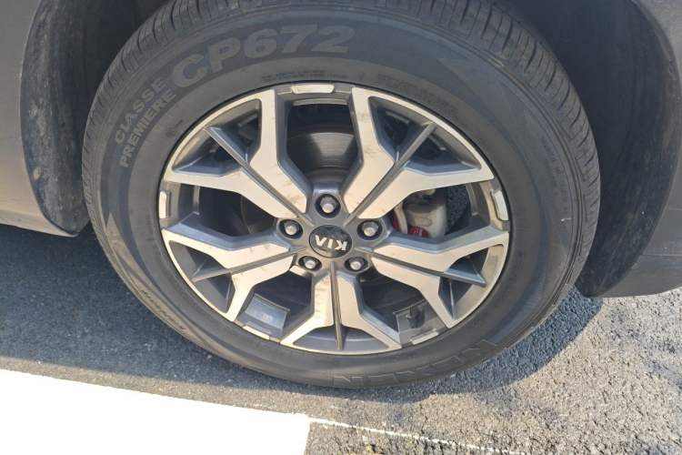 Used Kia KX3 2020 1.5L CVT Trend Edition Right Front Wheel Hub