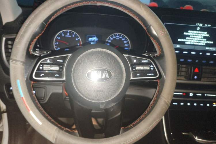 Used Kia KX3 2020 1.5L CVT Trend Edition Steering Wheel
