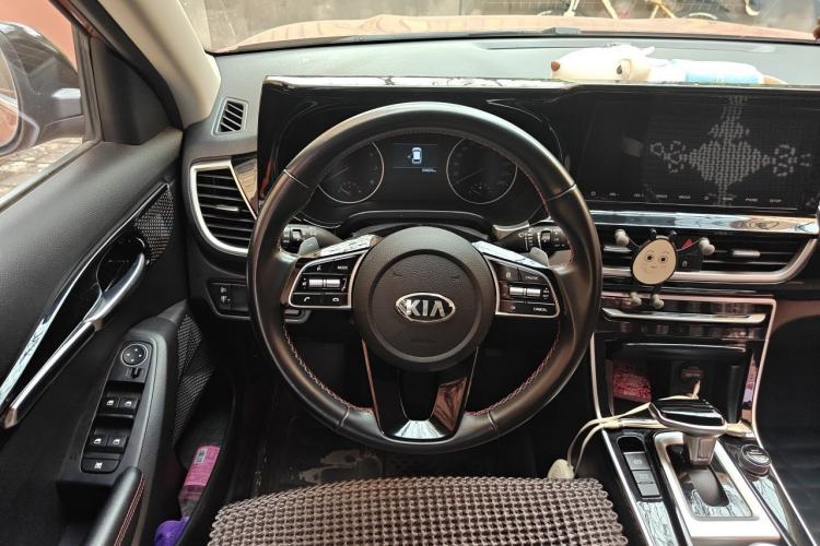 Used Kia KX3 2020 1.5L CVT Trend Edition Steering Wheel