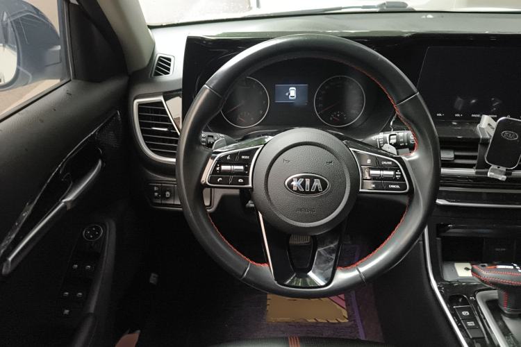 Used Kia KX3 2020 1.5L CVT Trend Edition Steering Wheel