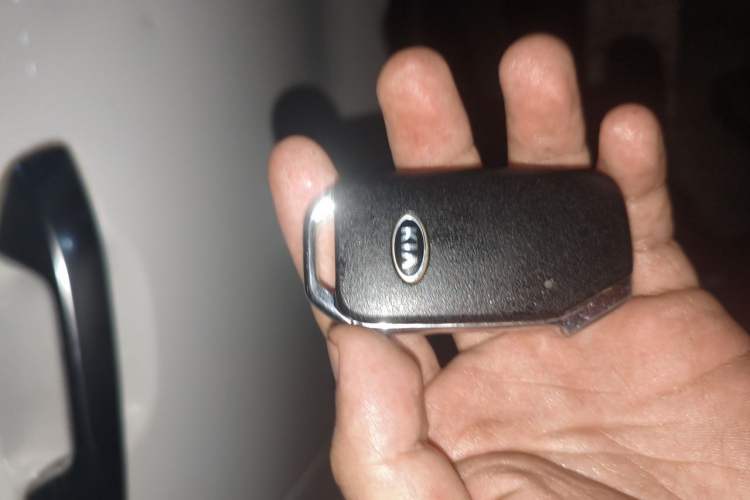 Used Kia KX3 2020 1.5L CVT Trend Edition Vehicle Key