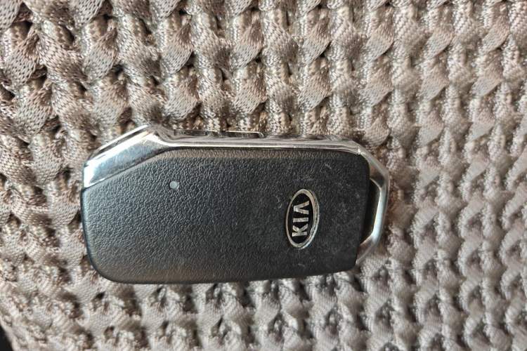 Used Kia KX3 2020 1.5L CVT Trend Edition Vehicle Key