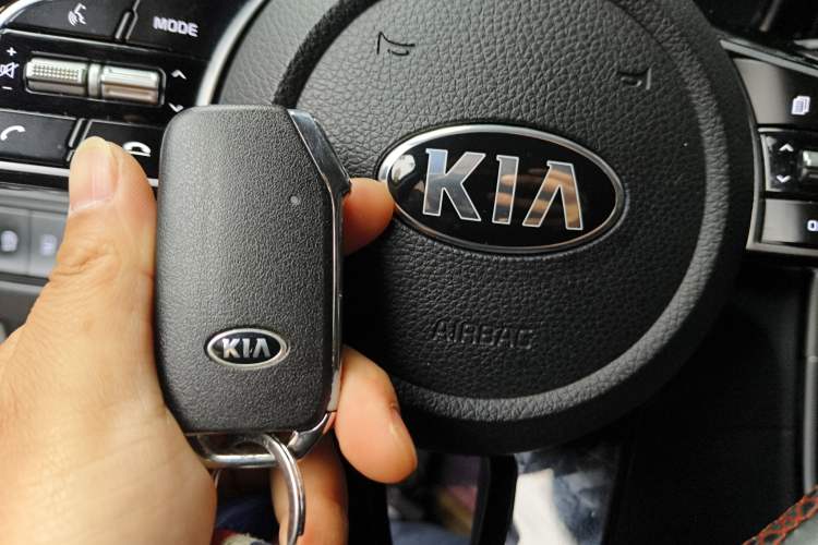 Used Kia KX3 2020 1.5L CVT Trend Edition Vehicle Key