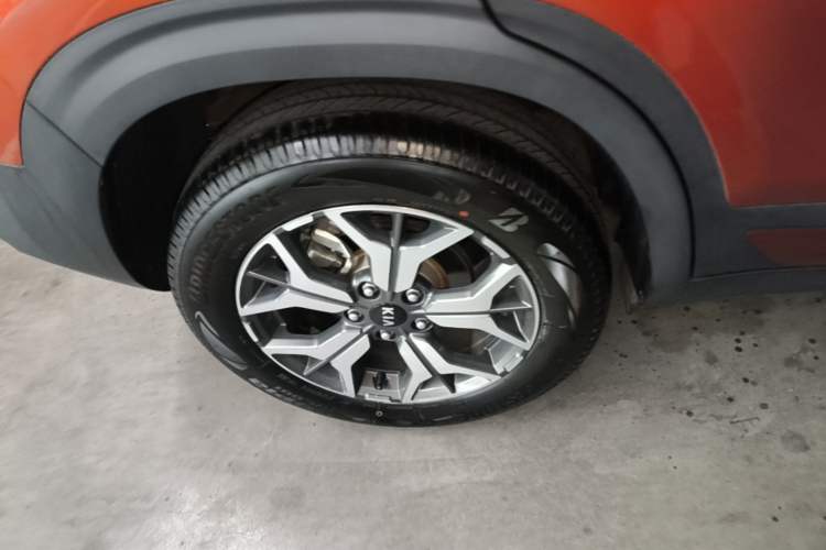 Used Kia KX3 2020 1.5L CVT Trend Edition Exterior 5
