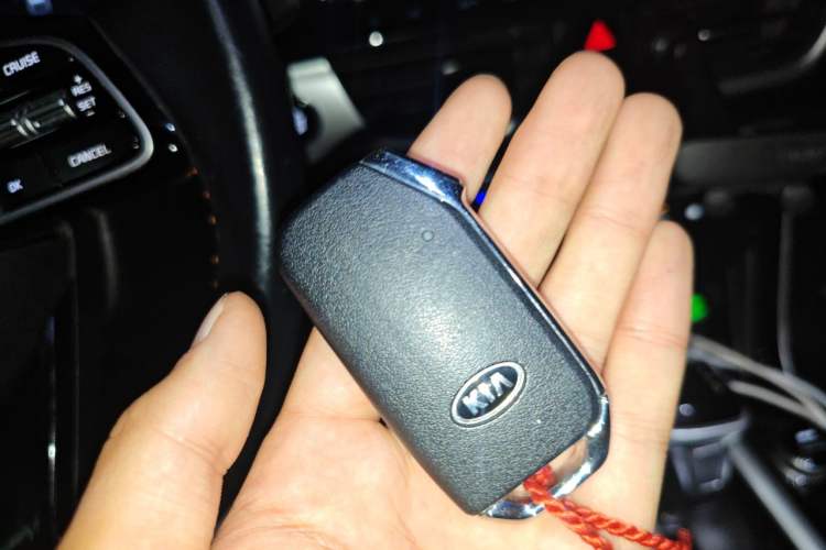 Used Kia KX3 2020 1.5L CVT Trend Edition Interior 1