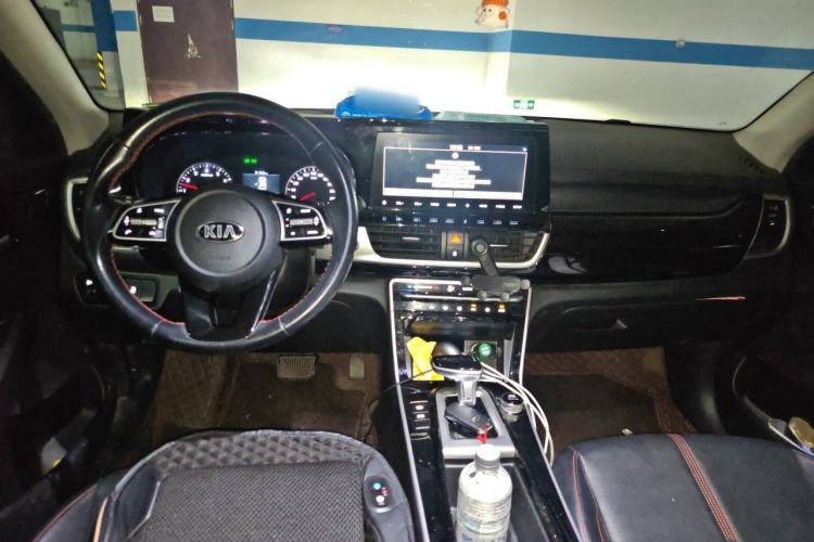 Used Kia KX3 2020 1.5L CVT Trend Edition Interior 2