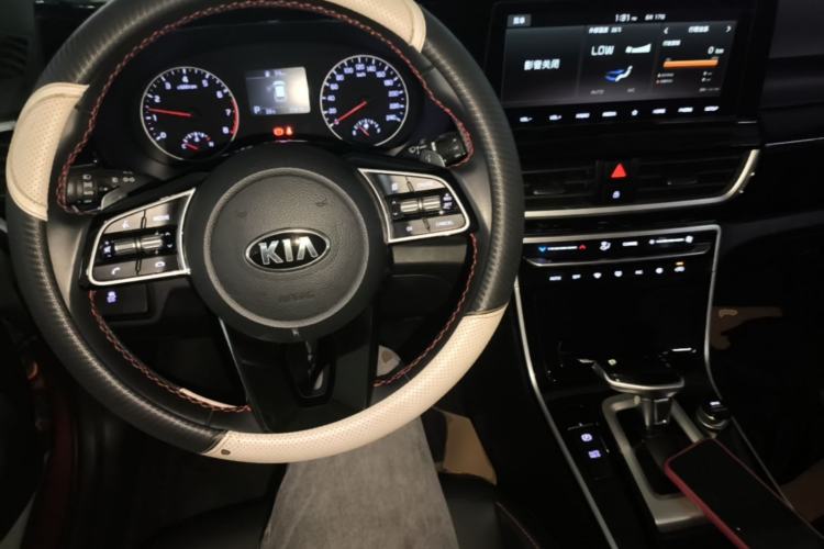 Used Kia KX3 2020 1.5L CVT Trend Edition Steering Wheel