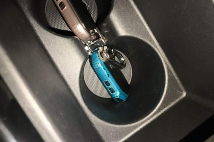 Used Kia KX3 2020 1.5L CVT Trend Edition Vehicle Key