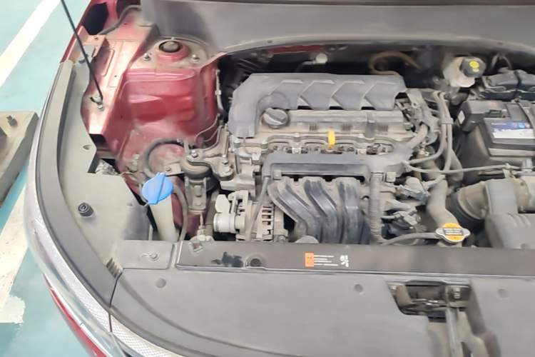 Used Kia KX3 2020 1.5L CVT Trend Edition Engine Bay Right