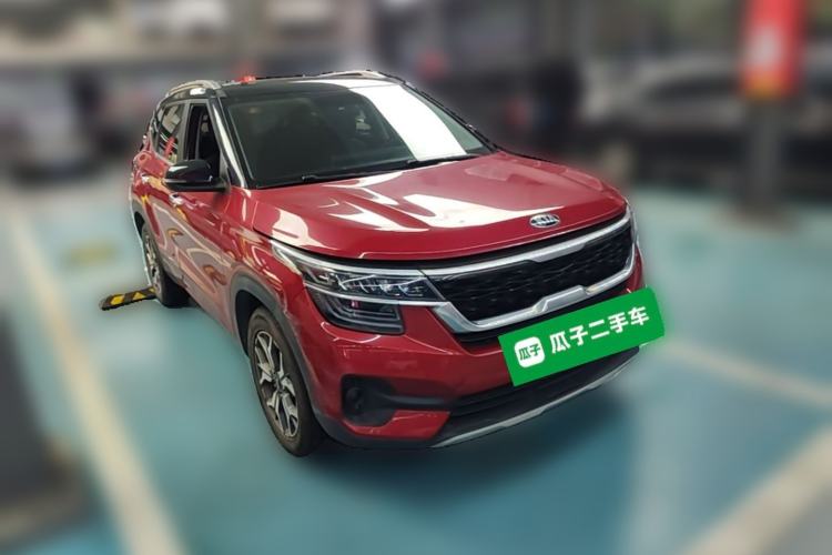 Used Kia KX3 2020 1.5L CVT Trend Edition Front Right 45 Deg