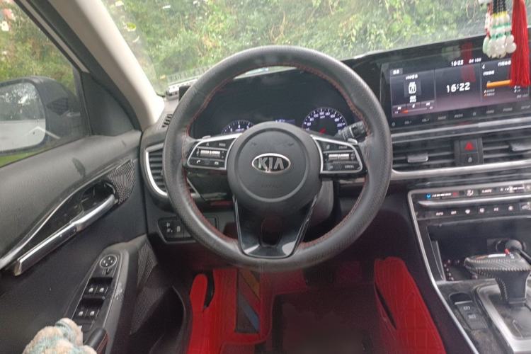Used Kia KX3 2020 1.5L CVT Trend Edition Steering Wheel