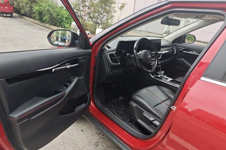 Used Kia KX3 2020 1.5L CVT Trend Edition Driver Seat