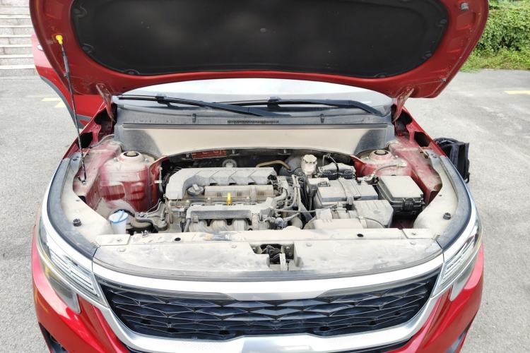 Used Kia KX3 2020 1.5L CVT Smart Edition Engine Bay