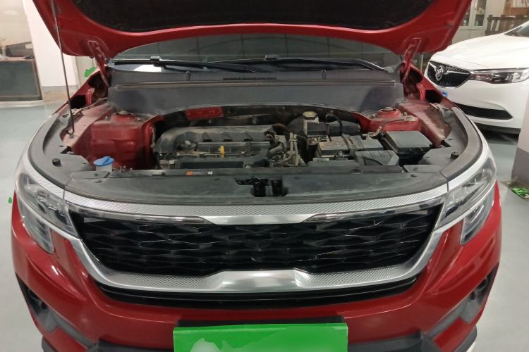 Used Kia KX3 2020 1.5L CVT Trend Edition Engine Bay