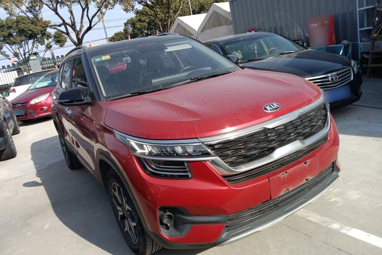 Used Kia KX3 2020 1.5L CVT Trend Edition Front Right 45 Deg