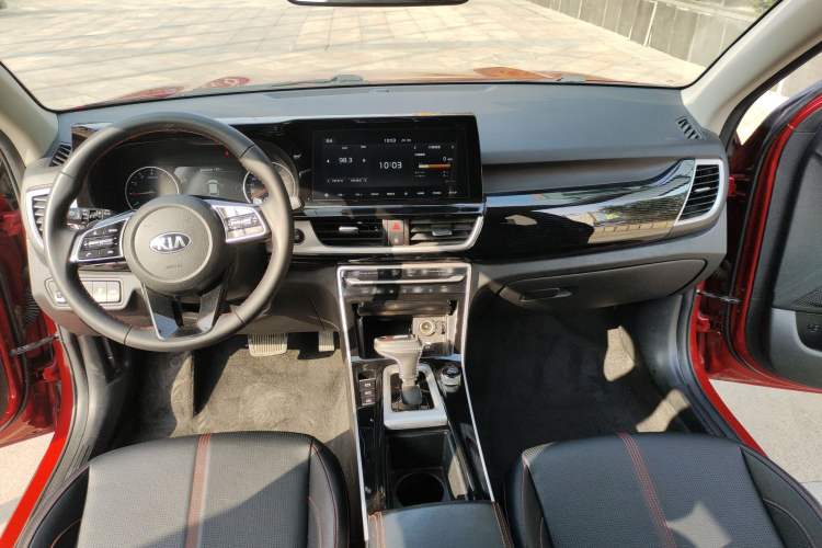 Used Kia KX3 2020 1.5L CVT Smart Edition Headliner
