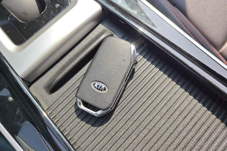 Used Kia KX3 2020 1.5L CVT Smart Edition Interior 1