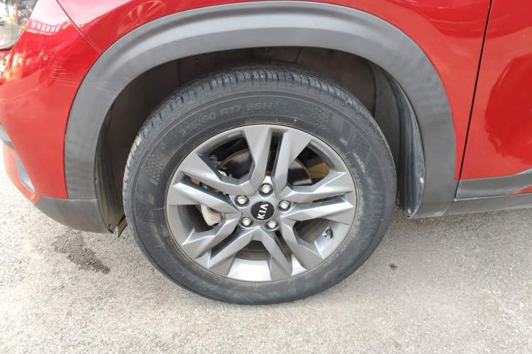 Used Kia KX3 2020 1.5L CVT Smart Edition Left Front Wheel Hub