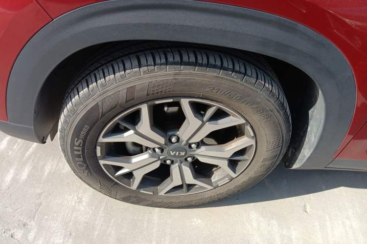 Used Kia KX3 2020 1.5L CVT Trend Edition Left Front Wheel Hub