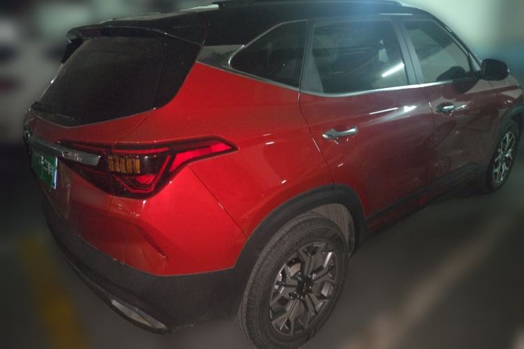 Used Kia KX3 2020 1.5L CVT Trend Edition Rear Right 45 Deg