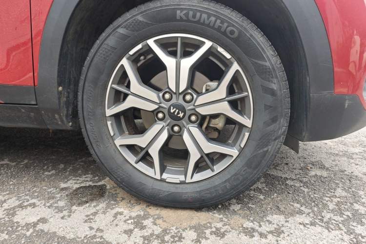 Used Kia KX3 2020 1.5L CVT Trend Edition Right Front Wheel Hub