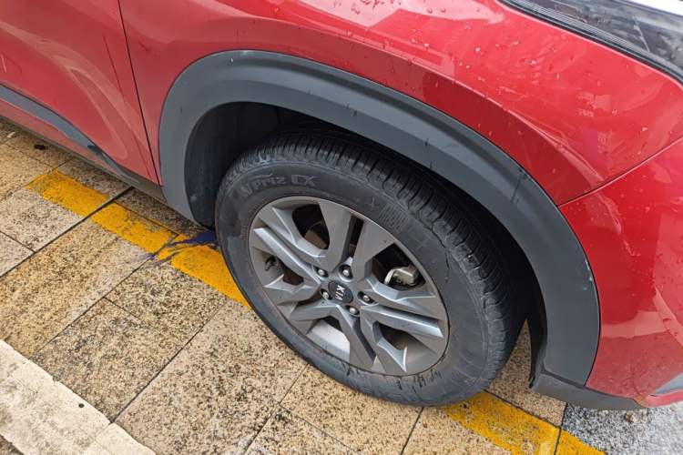 Used Kia KX3 2020 1.5L CVT Smart Edition Right Front Wheel Hub