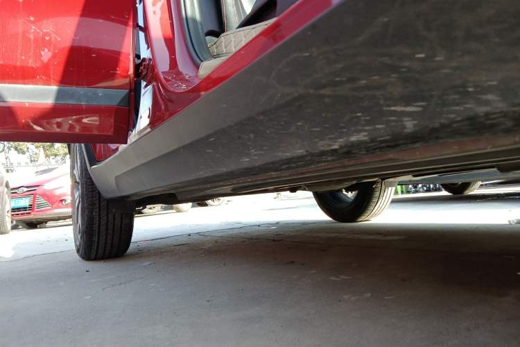 Used Kia KX3 2020 1.5L CVT Trend Edition Right Side Sill