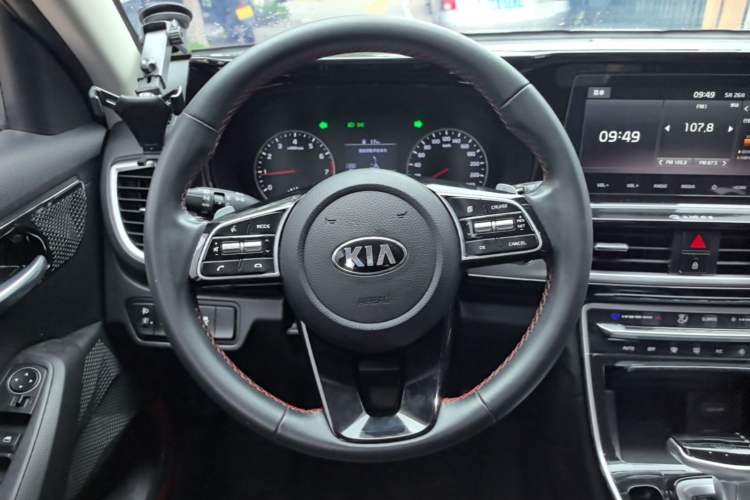 Used Kia KX3 2020 1.5L CVT Trend Edition Steering Wheel