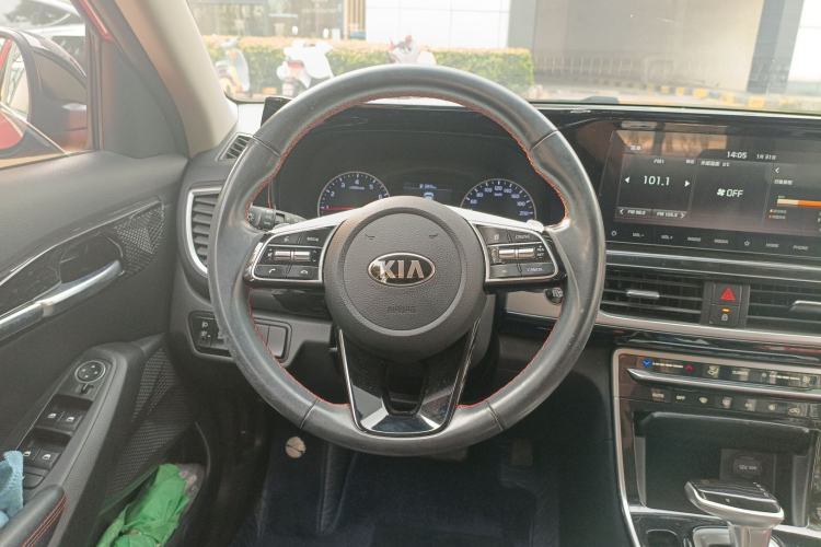 Used Kia KX3 2020 1.5L CVT Trend Edition Steering Wheel
