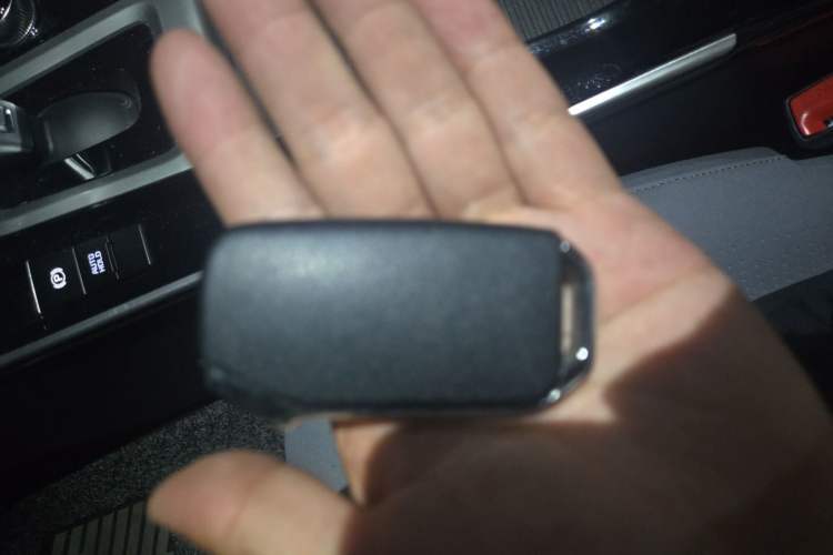 Used Kia KX3 2020 1.5L CVT Trend Edition Vehicle Key