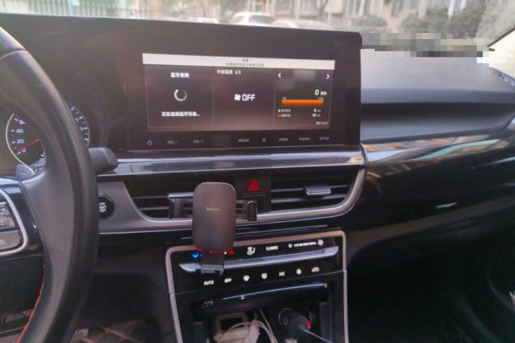 Used Kia KX3 2020 1.5L CVT Trend Edition Audio And AC Panel