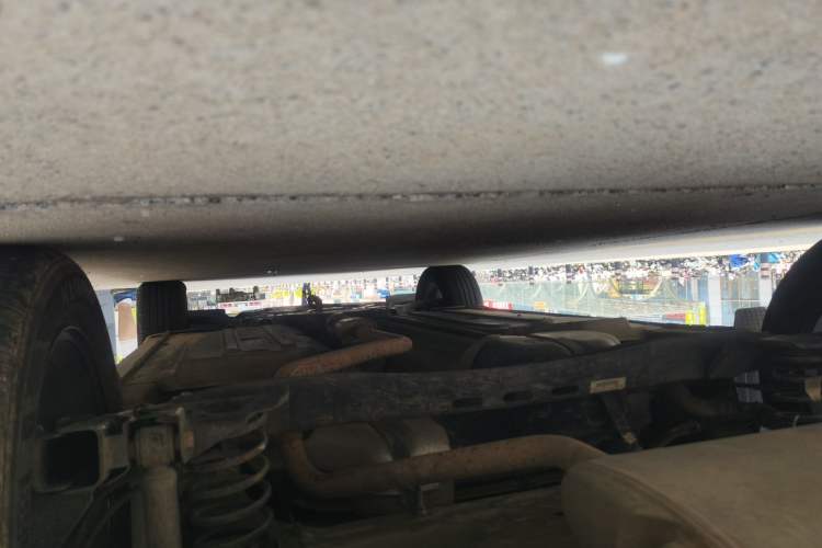Used Kia KX3  Chassis Rear Right